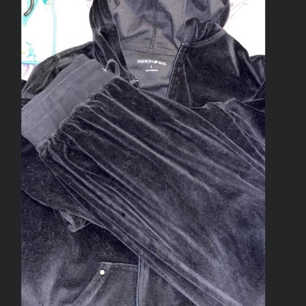 Sweat suit
